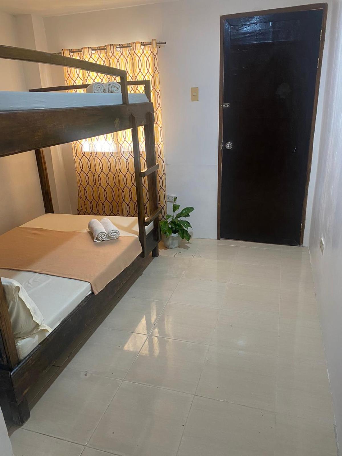Bonzu Homestay General Luna  Exterior photo