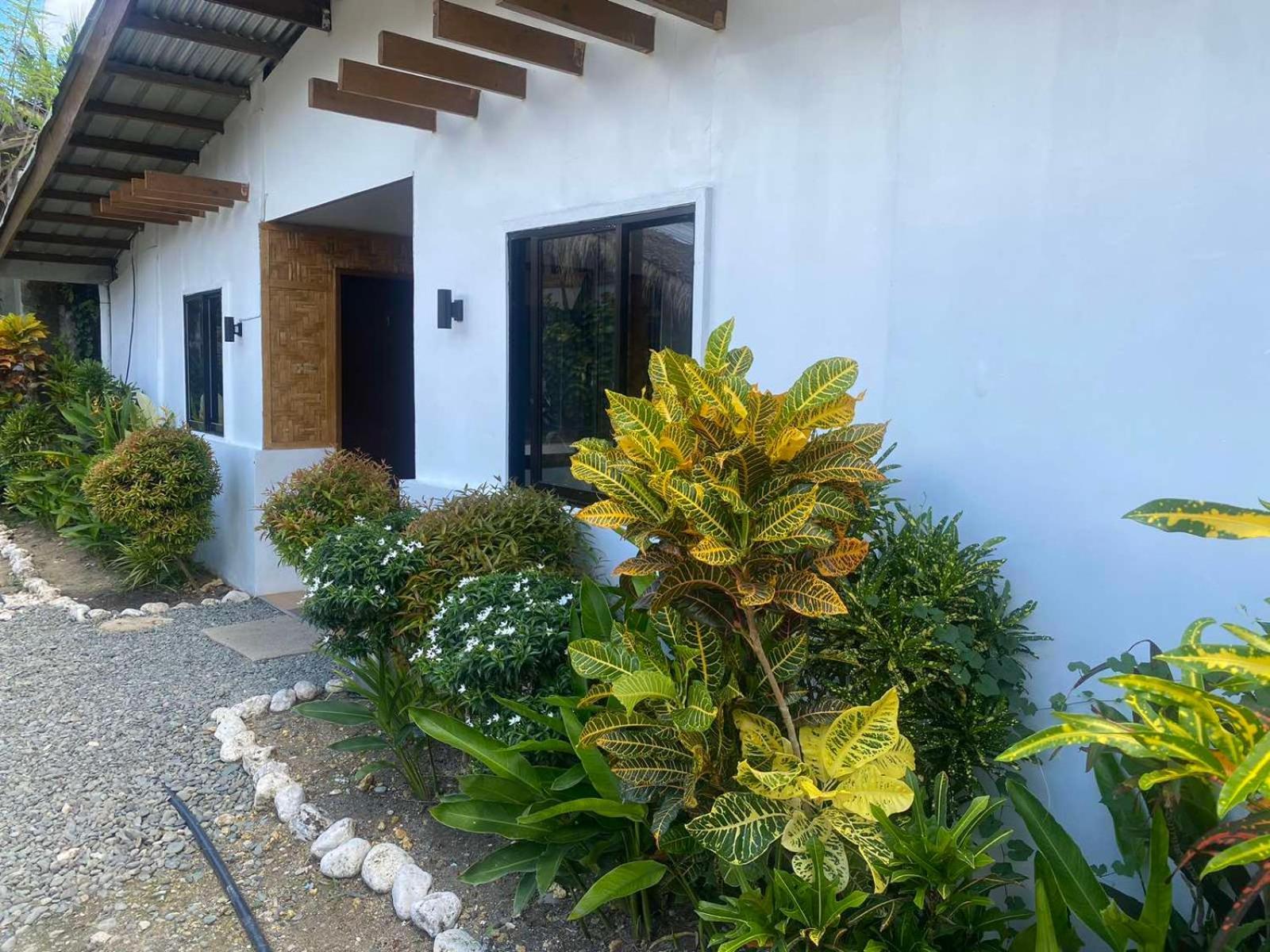 Bonzu Homestay General Luna  Exterior photo